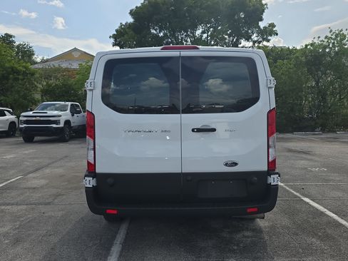Used 2024 Ford Transit 350 XLT RWD image 6