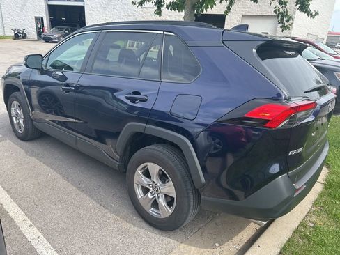 Used 2025 Toyota RAV4 XLE AWD/4WD image 4