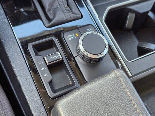 Used 2024 Toyota Tundra SR5 AWD/4WD image 32