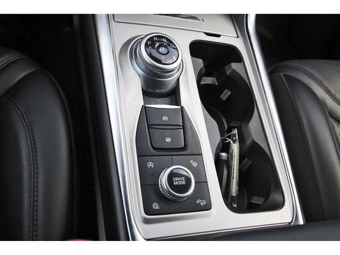 Used 2021 Ford Explorer Platinum w/ Equipment Group 601A AWD/4WD image 27