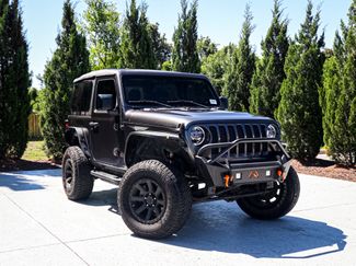 Used 2018 Jeep Wrangler Sport AWD/4WD video 2