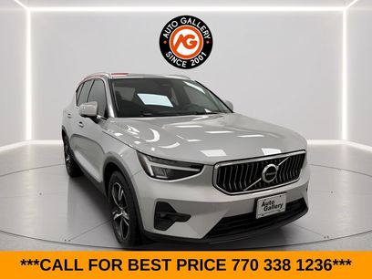Used 2023 Volvo XC40 B5 Plus