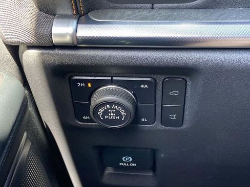 Used 2025 Ford Expedition Tremor image 14