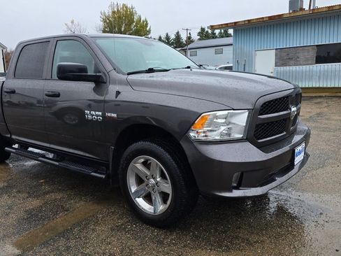 Used 2018 RAM 1500 Express w/ Express Value Package image 4