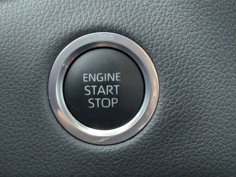 Used 2023 Toyota Tundra Limited image 24