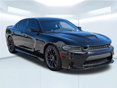 Used 2023 Dodge Charger Scat Pack w/ Navigation & Travel Group image 8