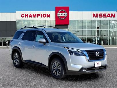 New 2025 Nissan Pathfinder SV