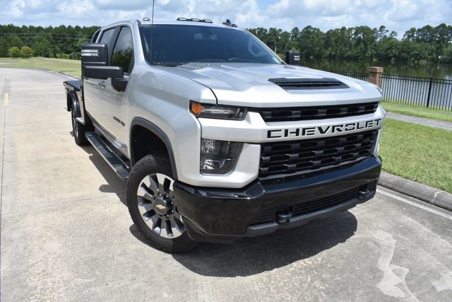 Used 2022 Chevrolet Silverado 2500 Custom w/ Custom Value Package AWD/4WD image 2