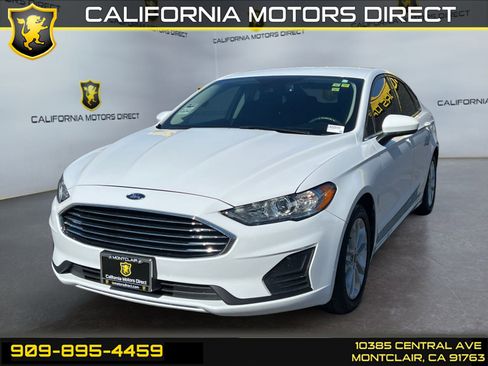 Used 2020 Ford Fusion SE FWD image 1
