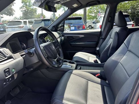 Certified 2023 Honda Passport EX-L image 13