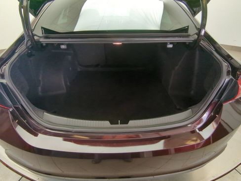 Used 2020 Chevrolet Malibu LT w/ Leather Package FWD image 26