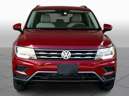 Used 2019 Volkswagen Tiguan SE w/ Panoramic Sunroof Package AWD/4WD image 4