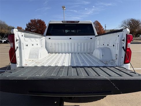 Used 2021 Chevrolet Silverado 1500 LT Trail Boss w/ Convenience Package II image 30