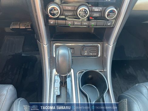 Used 2020 Subaru Ascent Limited w/ Technology Package AWD/4WD image 15