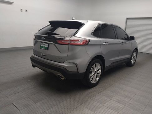 Used 2020 Ford Edge Titanium w/ Equipment Group 301A image 9