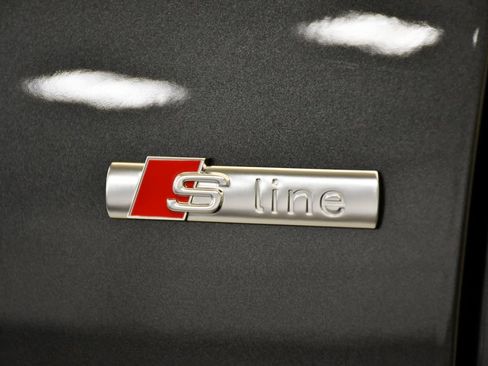 New 2026 Audi Q8 Premium Plus image 11