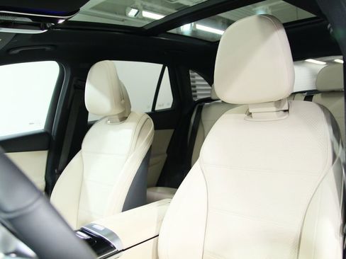 Certified 2026 Mercedes-Benz GLC 300 4MATIC image 6