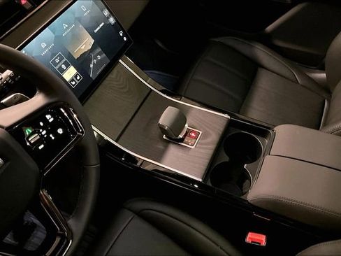 Certified 2024 Land Rover Range Rover Evoque S image 19