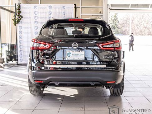 Used 2021 Nissan Rogue Sport SV image 14