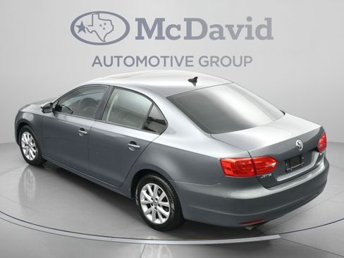 Used 2012 Volkswagen Jetta SE FWD image 36