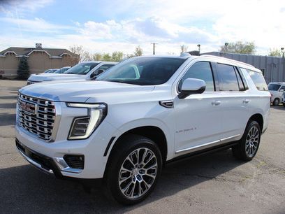 Used 2025 GMC Yukon Denali w/ Denali Reserve Package