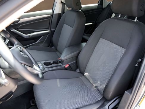 Used 2020 Volkswagen Jetta S w/ Driver Assistance Package FWD image 7