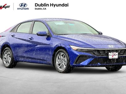 Used 2025 Hyundai Elantra Blue