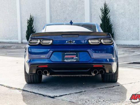 Used 2019 Chevrolet Camaro SS image 17