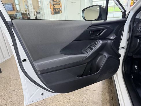 Used 2024 Subaru Crosstrek 2.0i image 35