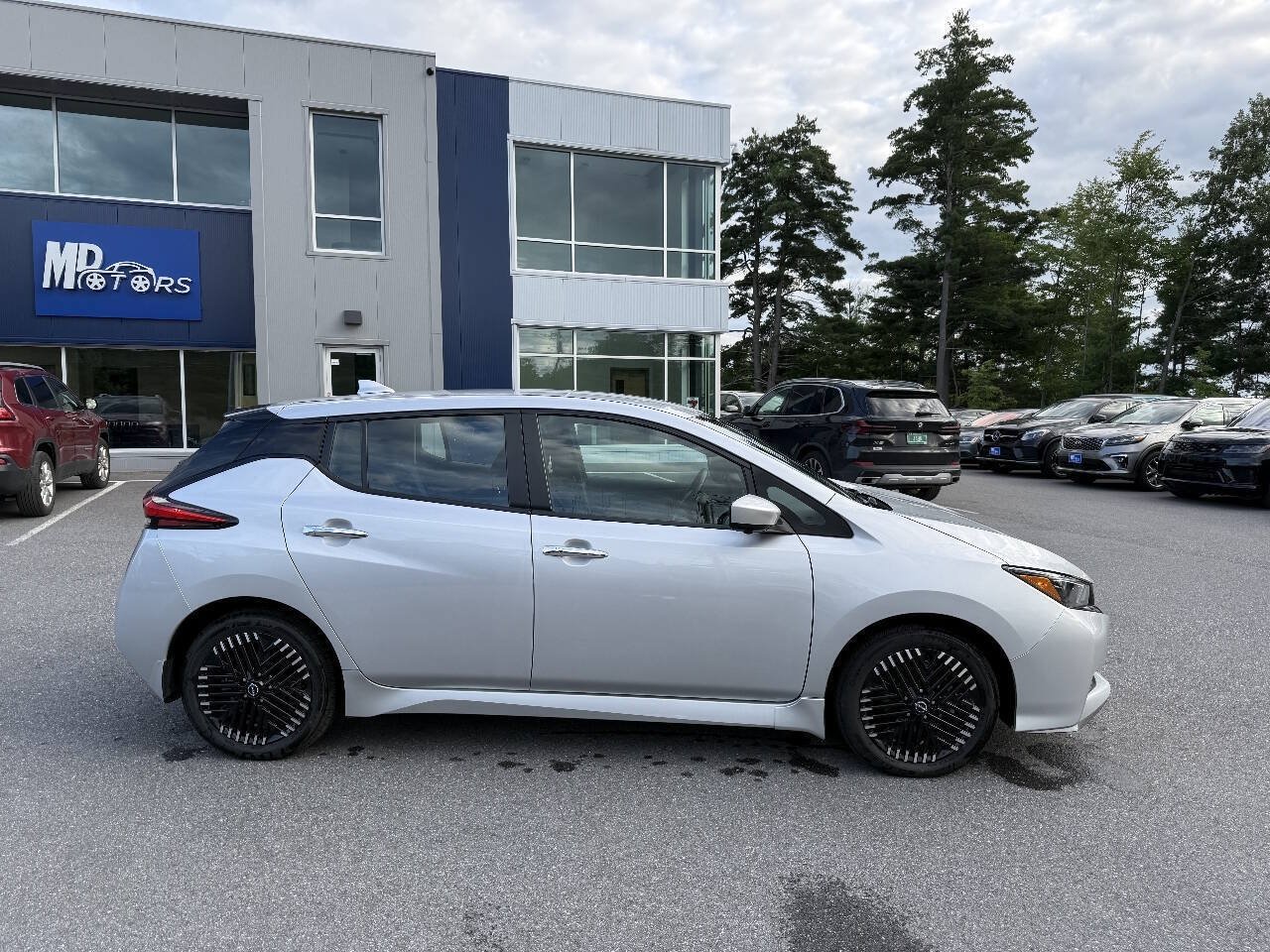 Used 2024 Nissan Leaf SV Plus FWD image 5