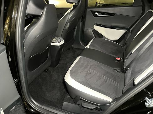 Used 2023 Kia EV6 GT-Line w/ GT-Line Suede Seat Package image 19