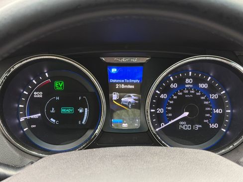 Used 2012 Hyundai Sonata Hybrid w/ Ultimate Pkg image 24