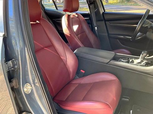 Used 2024 MAZDA MAZDA3 s image 26