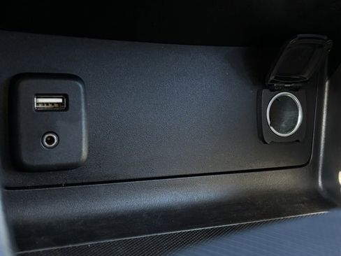 Used 2017 Chevrolet Colorado Z71 image 36