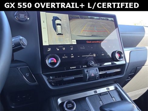 Used 2024 Lexus GX 550 image 31