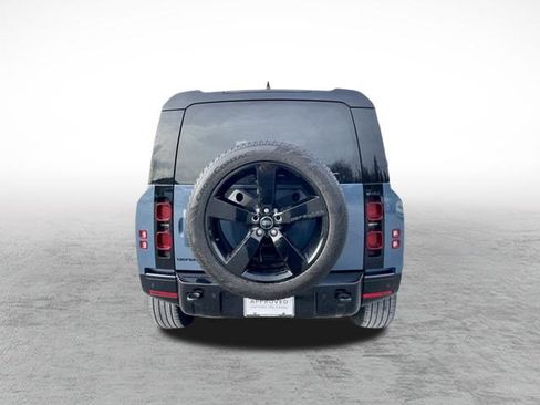 Certified 2024 Land Rover Defender 110 X-Dynamic SE image 6