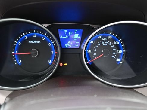 Used 2013 Hyundai Tucson GLS FWD image 17