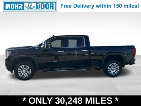 Used 2022 GMC Sierra 3500 Denali AWD/4WD image 3