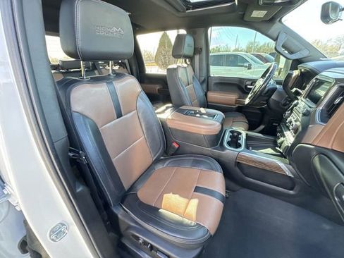 Used 2022 Chevrolet Silverado 2500 High Country image 28