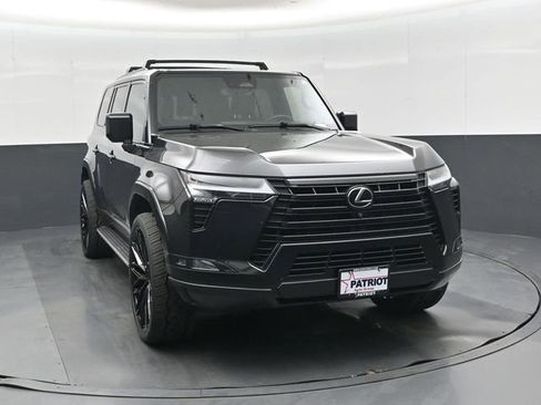 Used 2024 Lexus GX 550 w/ Accessory Package (Z1) AWD/4WD image 10