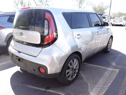 Used 2019 Kia Soul + FWD image 3