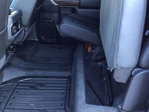 Used 2020 GMC Sierra 1500 SLT w/ SLT Premium Plus Package image 17