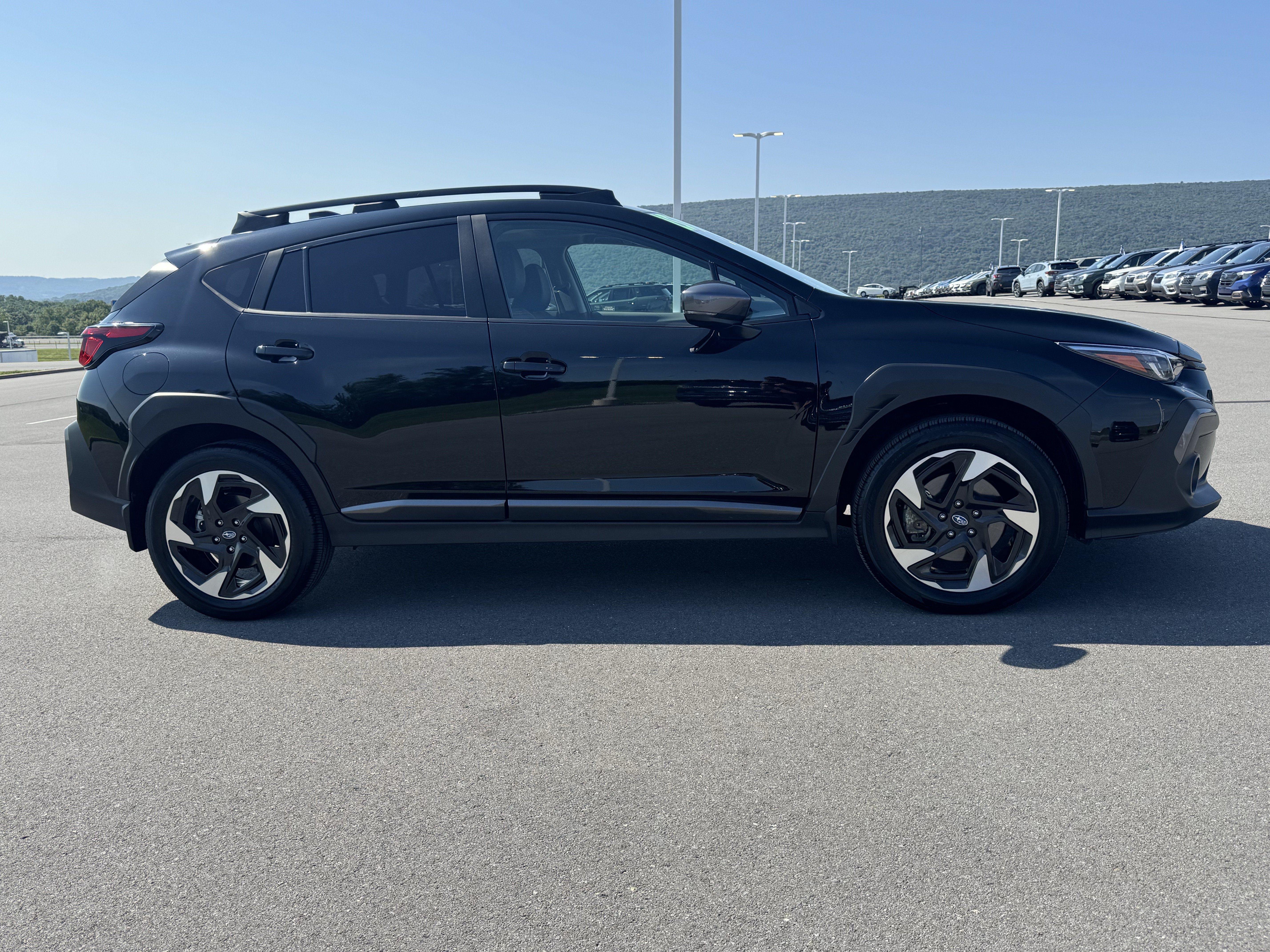 Certified 2025 Subaru Crosstrek 2.5i Limited AWD/4WD image 2