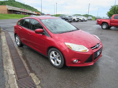 Used 2012 Ford Focus SE FWD image 4
