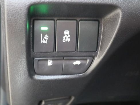 Used 2015 Acura TLX w/ Technology Package FWD image 31