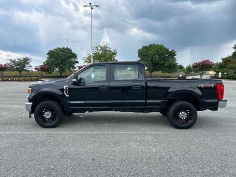 Used 2022 Ford F250 XL w/ STX Appearance Package AWD/4WD image 2