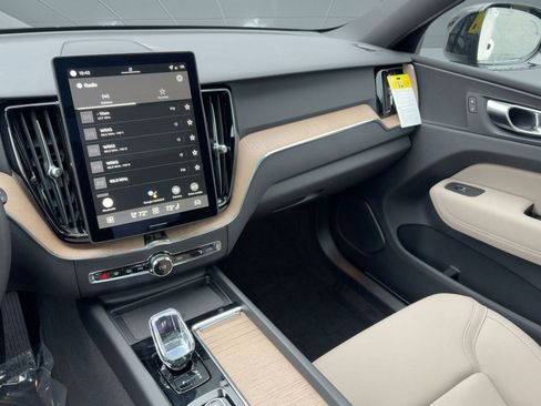 New 2026 Volvo XC60 T8 Plus w/ Protection Package Premier image 27