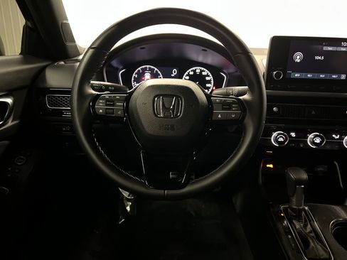 Used 2025 Honda Civic Sport image 13