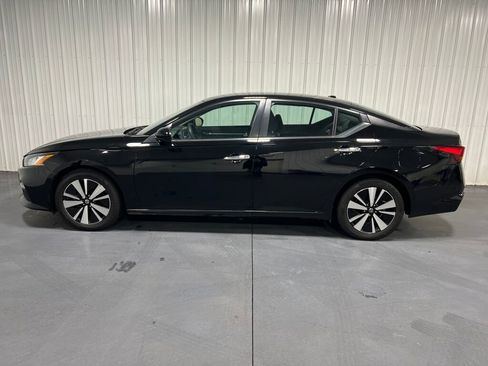 Used 2022 Nissan Altima 2.5 SV image 15