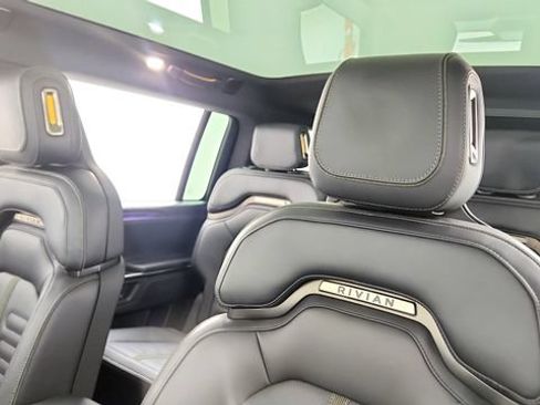 Used 2026 Rivian R1S Adventure AWD/4WD image 53